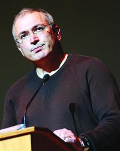 2014年3月10日，烏克蘭，霍多爾科夫斯基在基輔理工大學(xué)發(fā)表演講。