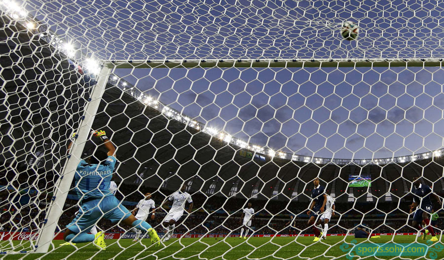 法國隊打入第三球 法國隊打入第三球