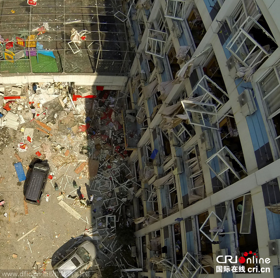 杭州一學(xué)校公寓樓爆炸 40余間宿舍受損13人受傷 杭州一學(xué)校公寓樓爆炸 40余間宿舍受損13人受傷