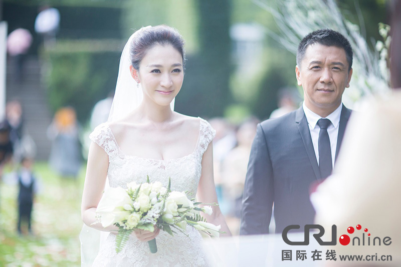 李小冉比利時辦婚禮 朱丹、鐘欣潼、應采兒做伴娘