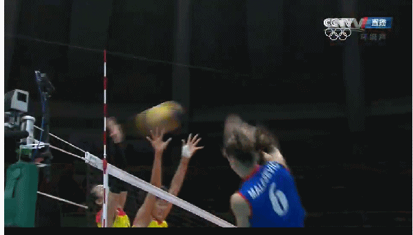 比女排奪冠更精彩的是她們的表情包和大長腿 比女排奪冠更精彩的是她們的表情包和大長腿