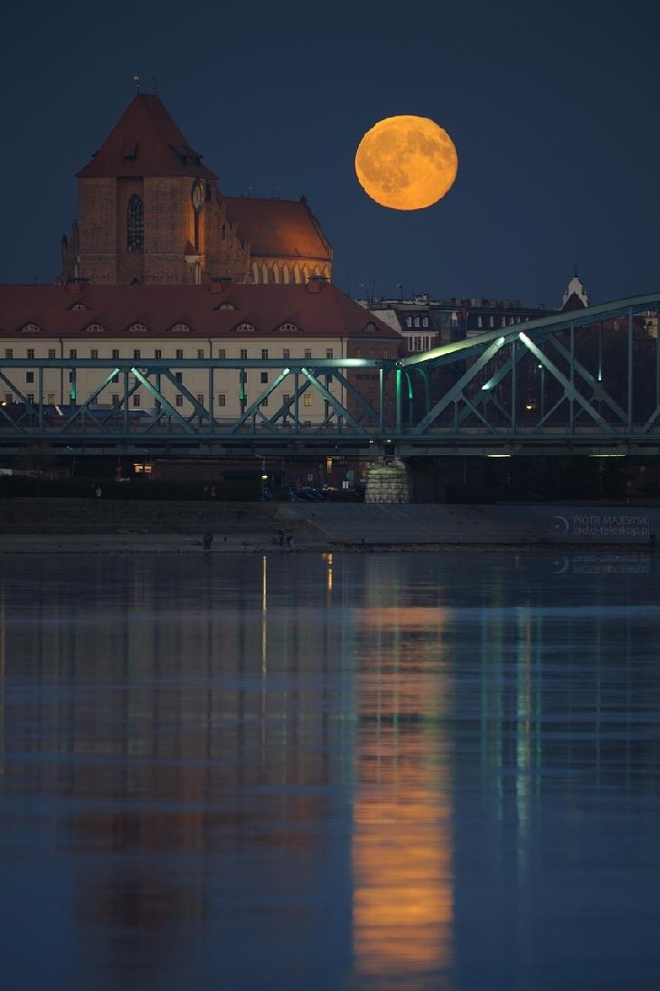 68年來(lái)最大！今晚夜空上演超級(jí)月亮