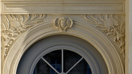 法國(guó)皇家城堡舊貌換新顏 凡爾賽宮成“學(xué)生宿舍” 法國(guó)皇家城堡舊貌換新顏 凡爾賽宮成“學(xué)生宿舍”