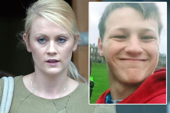 英女教師與未成年學(xué)生車(chē)震被取消教師資格 英女教師與未成年學(xué)生車(chē)震被取消教師資格