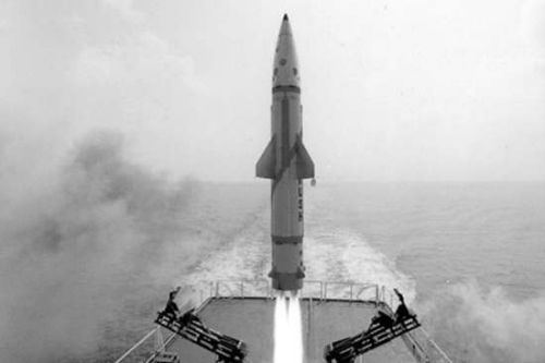 資料圖：印度試射“丹努什”核導(dǎo)彈。