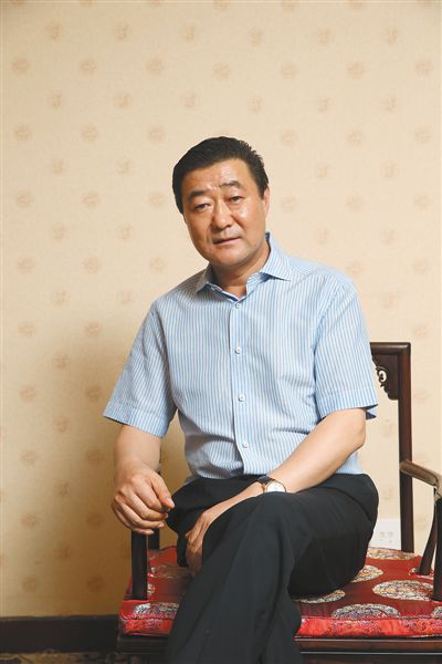 　張新明金業(yè)集團董事長。2002年進入焦炭領(lǐng)域。2010年，張新明將金業(yè)煤焦化集團部分資產(chǎn)以79億賣