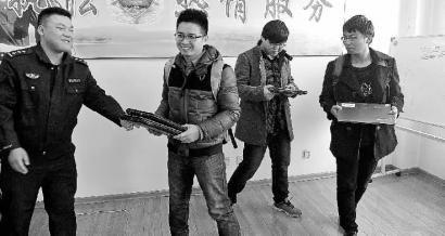 男子為做手術(shù)回母校偷竊價(jià)值30余萬(wàn)元物品 男子為做手術(shù)回母校偷竊價(jià)值30余萬(wàn)元物品