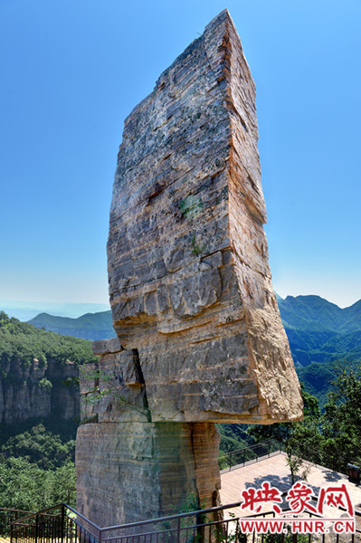 黛眉山景區(qū)萬張門票回饋新安縣全體教職工 黛眉山景區(qū)萬張門票回饋新安縣全體教職工