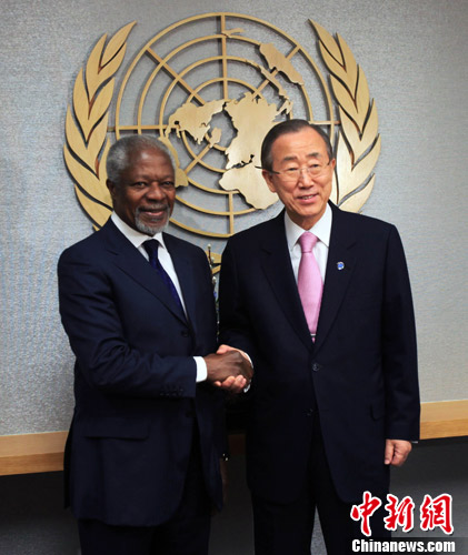 當(dāng)?shù)貢r(shí)間2月29日，前任聯(lián)合國(guó)秘書長(zhǎng)科菲·安南抵達(dá)紐約聯(lián)合國(guó)總部，與現(xiàn)任聯(lián)合國(guó)秘書長(zhǎng)潘基文就敘利亞問