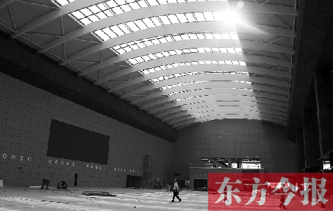 作為高鐵鄭州東站最重要的配套工程，鄭州綜合交通樞紐公路客運(yùn)站的裝修工作即將完成，預(yù)計今年9月底與鄭州