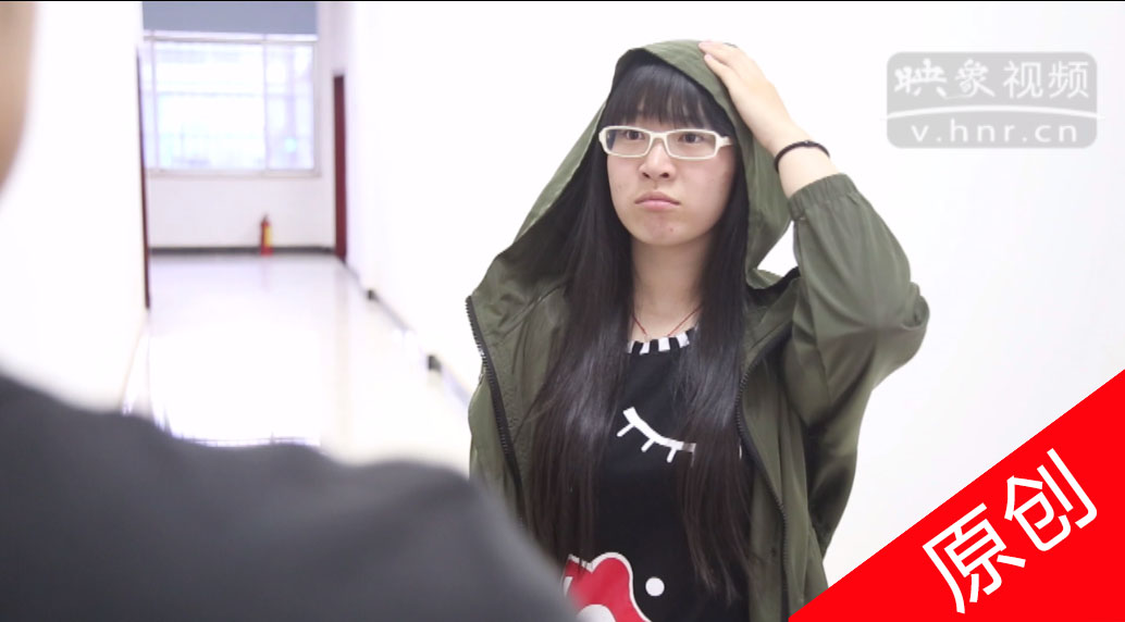 映象視頻原創(chuàng)短?。阂环昼娍炊?015高考入場(chǎng)新規(guī)