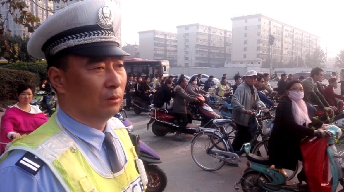 上班表情：1逗2羞3怕 你是哪個(gè)？