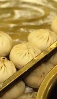 煎出來(lái)的包子煨出來(lái)的湯，吃起來(lái)是有些不一樣